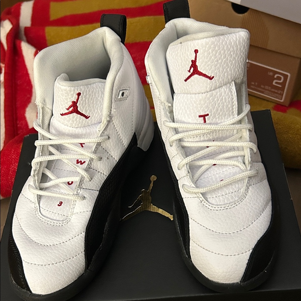 White and Black Sneakers with Red Logo (Jordan 12 Retro PS) size 2Y